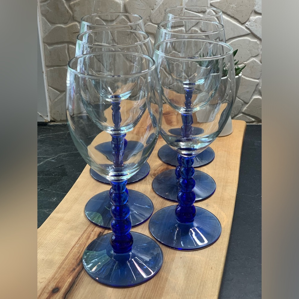 LIBBEYS | Set of 6 | Metropolis Blue Wine Glasses